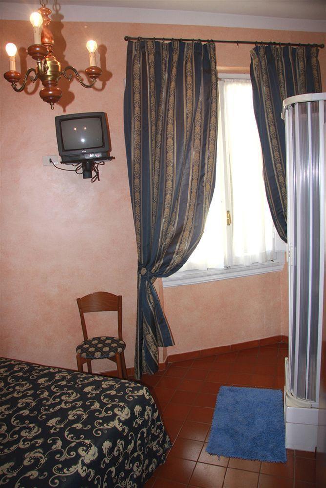 Hotel Giappone Firenze Bagian luar foto